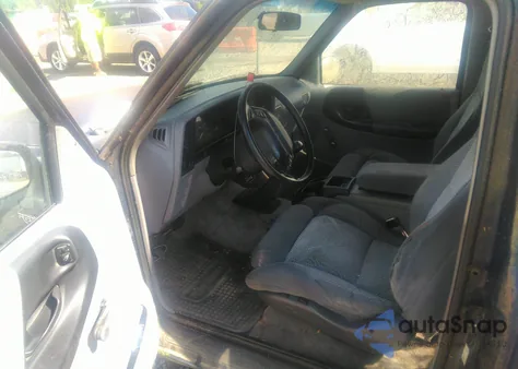 1993 Ford Ranger Super Cab z USA, uszkodzony, nr VIN 1FTCR14A7PTA63665